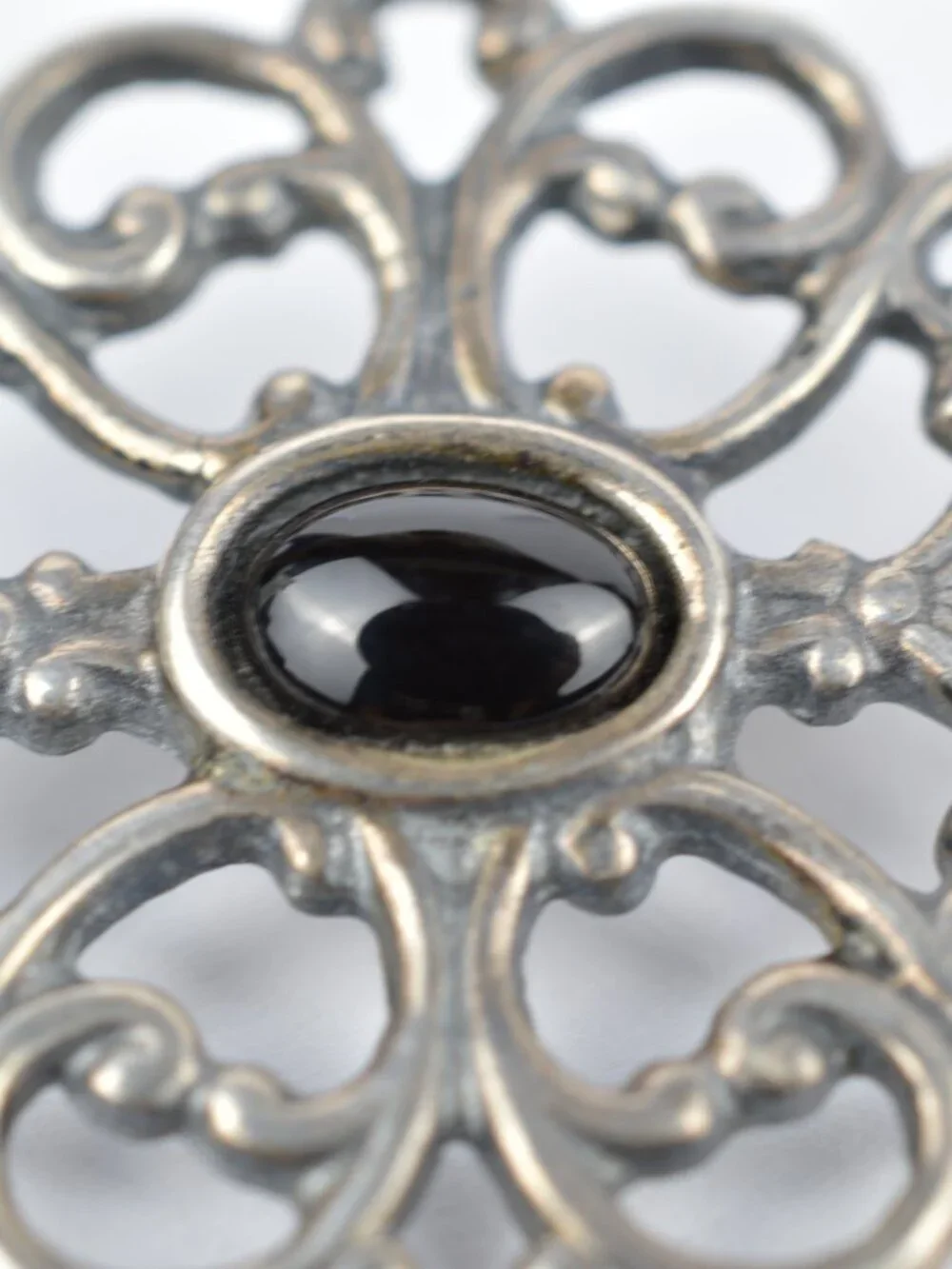 Vintage Sterling Silver Black Onyx Filigree Brooch Pin Victorian Revival 1.75